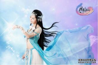 �¿���̬��������